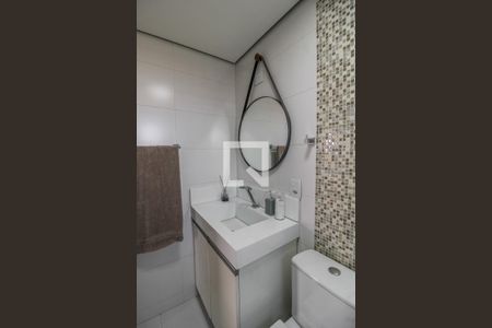 Apartamento à venda com 57m², 2 quartos e 2 vagas Apartamento à venda com 57m², 2 quartos e 2 vagasBanheiro