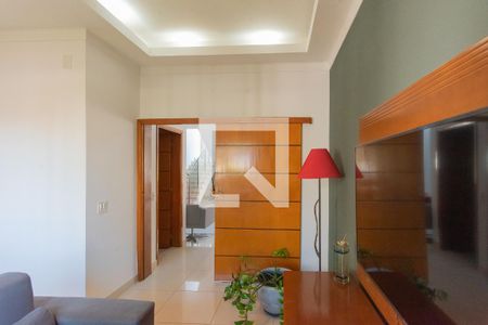 Casa de condomínio à venda com 268m², 3 quartos e 4 vagasSala de TV