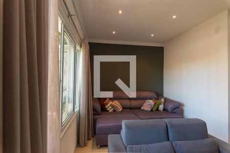 Sala de TV de casa de condomínio à venda com 3 quartos, 268m² em Swiss Park, Campinas