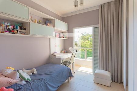 Casa de condomínio à venda com 268m², 3 quartos e 4 vagasSuíte 3