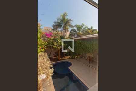 Casa de condomínio à venda com 268m², 3 quartos e 4 vagasMezanino