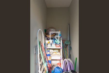 Casa de condomínio à venda com 268m², 3 quartos e 4 vagasQuarto de Serviço