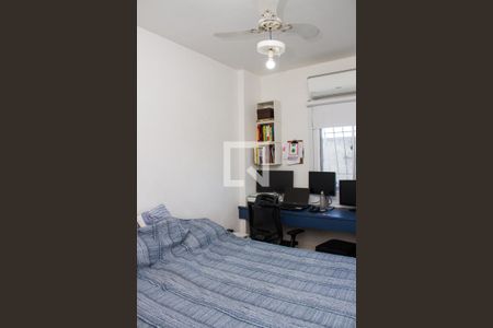 Apartamento à venda com 66m², 2 quartos e 1 vagaQuarto 02