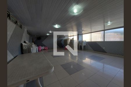 Apartamento à venda com 66m², 2 quartos e 1 vaga Apartamento à venda com 66m², 2 quartos e 1 vagaÁrea comum - Salão de Festas