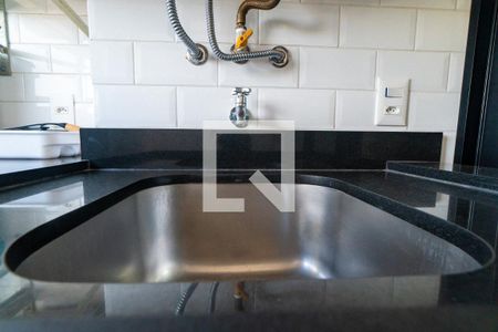 Apartamento à venda com 63m², 2 quartos e 1 vagaÁrea de Serviço Detalhe