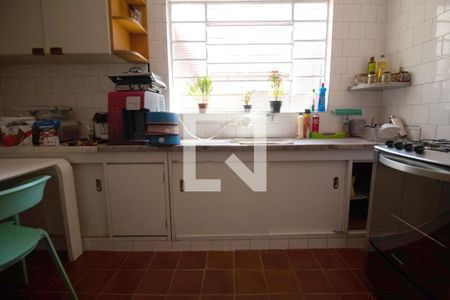 Casa à venda com 180m², 3 quartos e 2 vagas Casa à venda com 180m², 3 quartos e 2 vagasCozinha