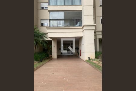 Apartamento para alugar com 68m², 1 quarto e 1 vagafachada entrada