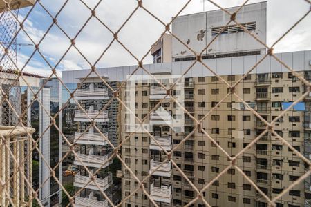 Quarto 1 de apartamento à venda com 2 quartos, 64m² em Alphaville Industrial, Barueri