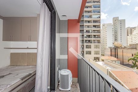 Apartamento à venda com 25m², 1 quarto e sem vaga Apartamento à venda com 25m², 1 quarto e sem vagaVaranda