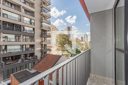 Apartamento à venda com 25m², 1 quarto e sem vaga Apartamento à venda com 25m², 1 quarto e sem vagaVaranda