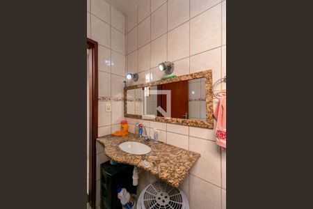 Casa à venda com 600m², 4 quartos e sem vagaBanheiro Social