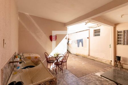 Casa à venda com 600m², 4 quartos e sem vagaÁrea de Serviço