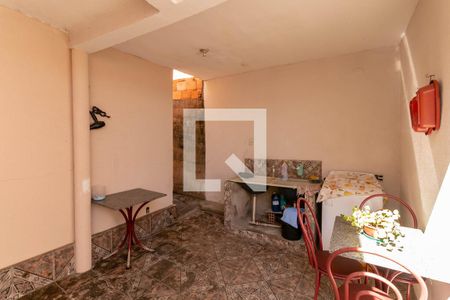 Casa à venda com 600m², 4 quartos e sem vagaÁrea de Serviço