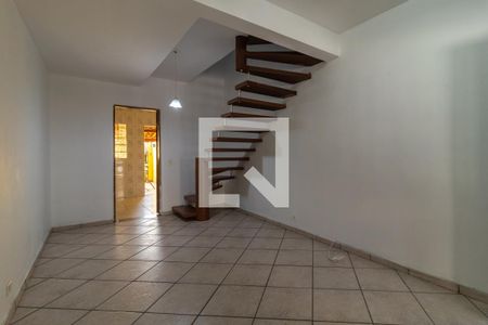 Sala de casa de condomínio à venda com 2 quartos, 67m² em Jardim Maria Duarte, São Paulo