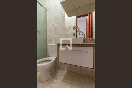 Casa de condomínio à venda com 67m², 2 quartos e 1 vagaBanheiro