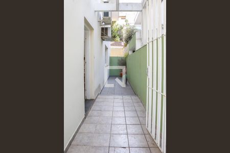 Casa à venda com 263m², 3 quartos e 2 vagas Casa à venda com 263m², 3 quartos e 2 vagasQuintal