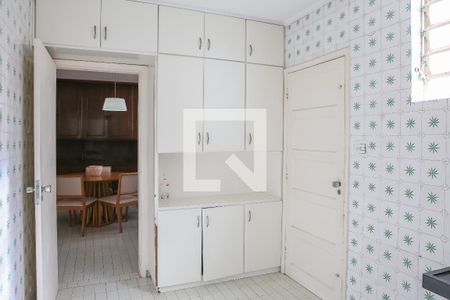 Casa à venda com 263m², 3 quartos e 2 vagas Casa à venda com 263m², 3 quartos e 2 vagasCozinha