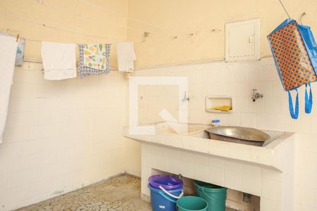 Casa à venda com 263m², 3 quartos e 2 vagas Casa à venda com 263m², 3 quartos e 2 vagasÁrea de Serviço