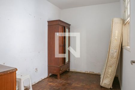 Casa à venda com 263m², 3 quartos e 2 vagas Casa à venda com 263m², 3 quartos e 2 vagasQuarto de Serviço