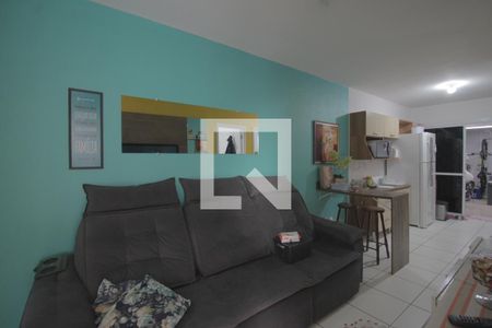 Sala de casa de condomínio à venda com 3 quartos, 96m² em São José, Canoas