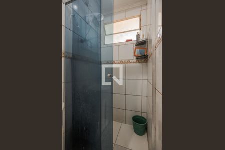 Banheiro de apartamento à venda com 1 quarto, 38m² em Jardim Dona Leopoldina, Porto Alegre