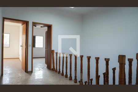 Casa à venda com 360m², 4 quartos e 4 vagasCorredor