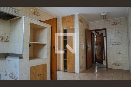 Casa à venda com 360m², 4 quartos e 4 vagasCozinha