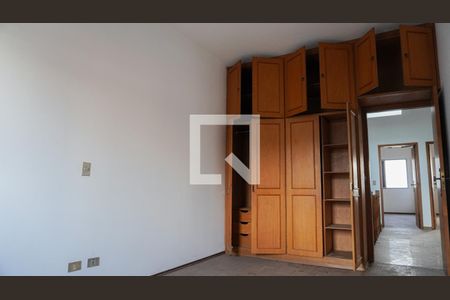 Casa à venda com 360m², 4 quartos e 4 vagasQuarto 2