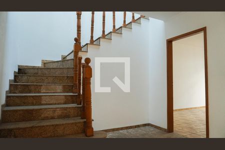 Casa à venda com 360m², 4 quartos e 4 vagasSala