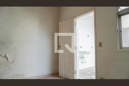 Casa à venda com 360m², 4 quartos e 4 vagasQuarto de Serviço