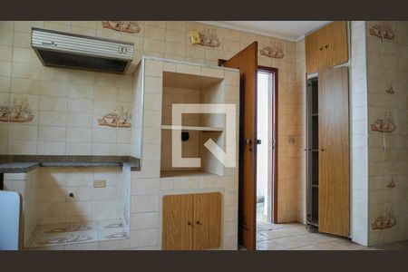 Casa à venda com 360m², 4 quartos e 4 vagasCozinha