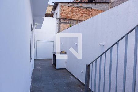 Casa à venda com 250m², 2 quartos e sem vagaQuintal