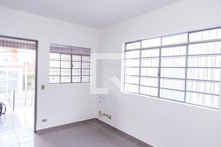 Sala de casa à venda com 2 quartos, 250m² em Vila Paulistania, São Paulo