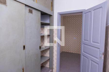 Casa à venda com 250m², 2 quartos e sem vagaDespensa