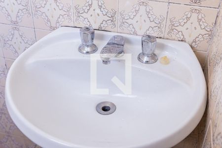 Casa à venda com 250m², 2 quartos e sem vagaBanheiro 2