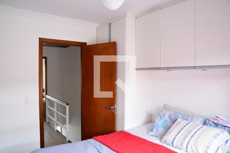 Casa de condomínio para alugar com 90m², 3 quartos e 2 vagasSuíte