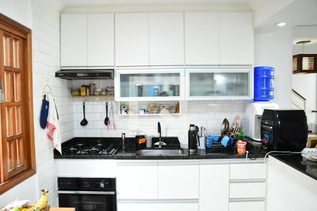 Casa de condomínio para alugar com 90m², 3 quartos e 2 vagasCozinha