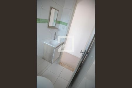 Casa à venda com 135m², 3 quartos e 2 vagasBanheiro 1