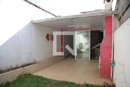 Casa à venda com 135m², 3 quartos e 2 vagasÁrea Externa