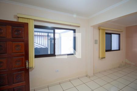 Casa para alugar com 150m², 3 quartos e sem vaga Casa para alugar com 150m², 3 quartos e sem vagaSala