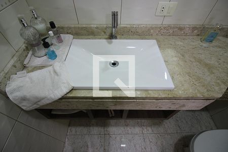 Casa à venda com 327m², 3 quartos e 6 vagasLavabo