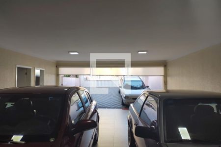 Casa à venda com 327m², 3 quartos e 6 vagasGaragem
