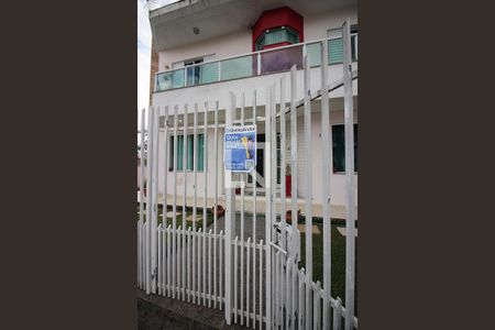 Casa à venda com 327m², 3 quartos e 6 vagasPlaquinha Fachada