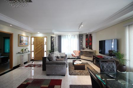 Casa à venda com 327m², 3 quartos e 6 vagasSala