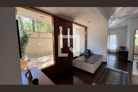 Sala de casa à venda com 4 quartos, 600m² em Alto de Pinheiros, São Paulo