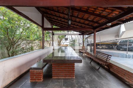 Apartamento para alugar com 90m², 3 quartos e sem vagaÁrea comum - Churrasqueira