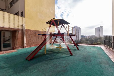 Apartamento para alugar com 90m², 3 quartos e sem vagaÁrea comum - Playground