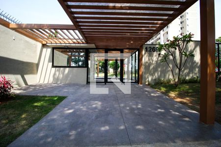 Apartamento para alugar com 69m², 2 quartos e 2 vagasFachada