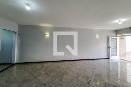 Sala de casa para alugar com 3 quartos, 209m² em Vila São José, São Paulo