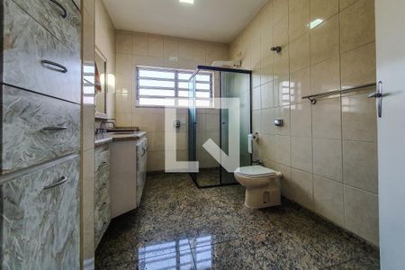Casa para alugar com 209m², 3 quartos e 1 vaga Casa para alugar com 209m², 3 quartos e 1 vagaBanheiro Social